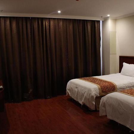 Gemei Hotel Luoyang Longmen High-Speed Railway Station Buitenkant foto